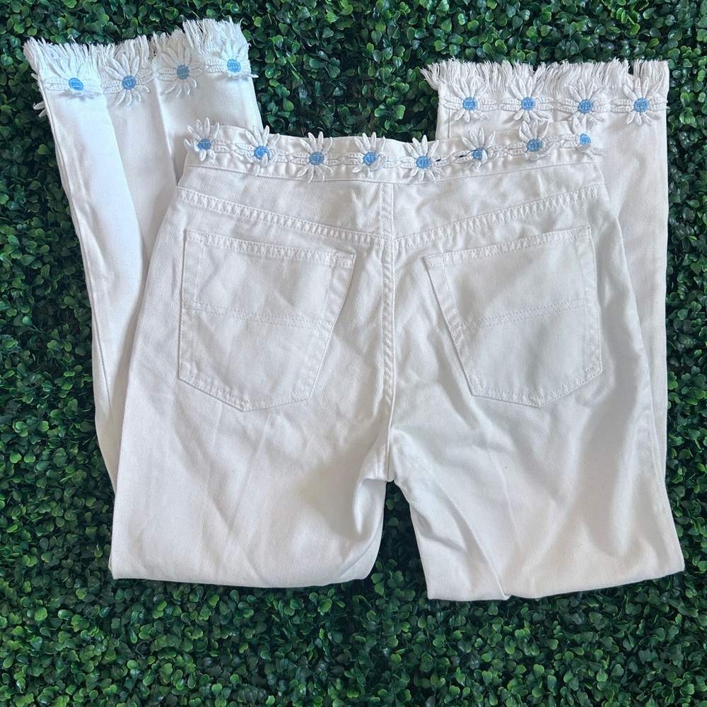 Tommy jeans EUC daisy embellishmented cropped jeans - Picture 2 of 5